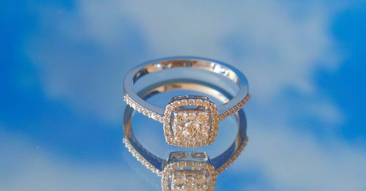 chem-otlichaetsya-beloe-zoloto-ot-platiny