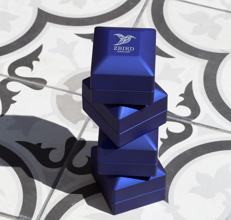 подарочные коробки zbird